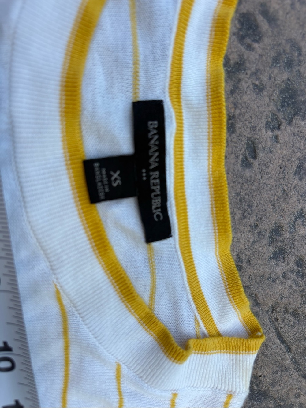 Banana Republic White and Yellow Striped Scoop Neck Sweater